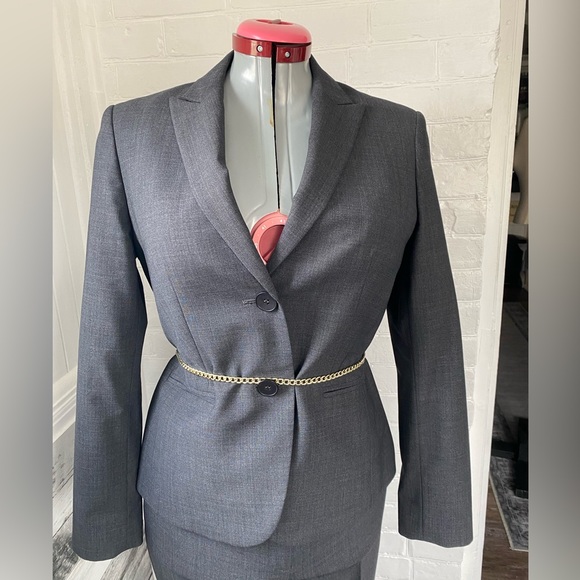 Jones New York suit - Picture 5 of 13